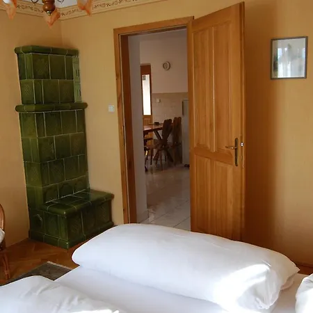 Boroka Apartmanhazak - Fagyoengy House Велем