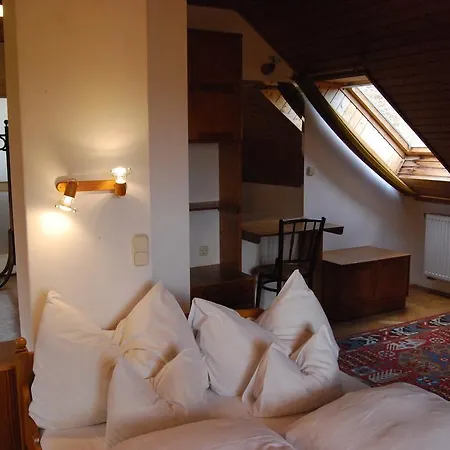 Гостевой дом Boroka Apartmanhazak - Fagyoengy House Велем