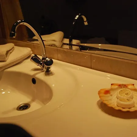 Boroka Apartmanhazak - Fagyoengy House Велем